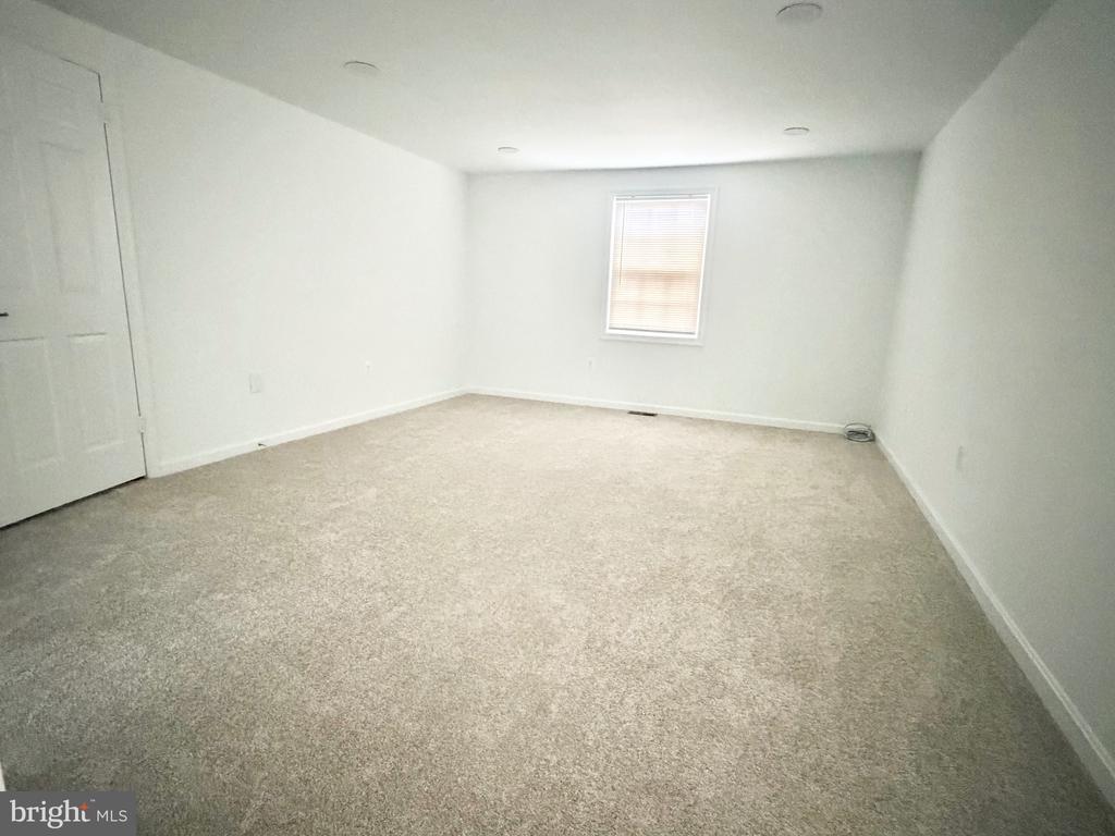 4001 MIDDLE RIDGE DRIVE