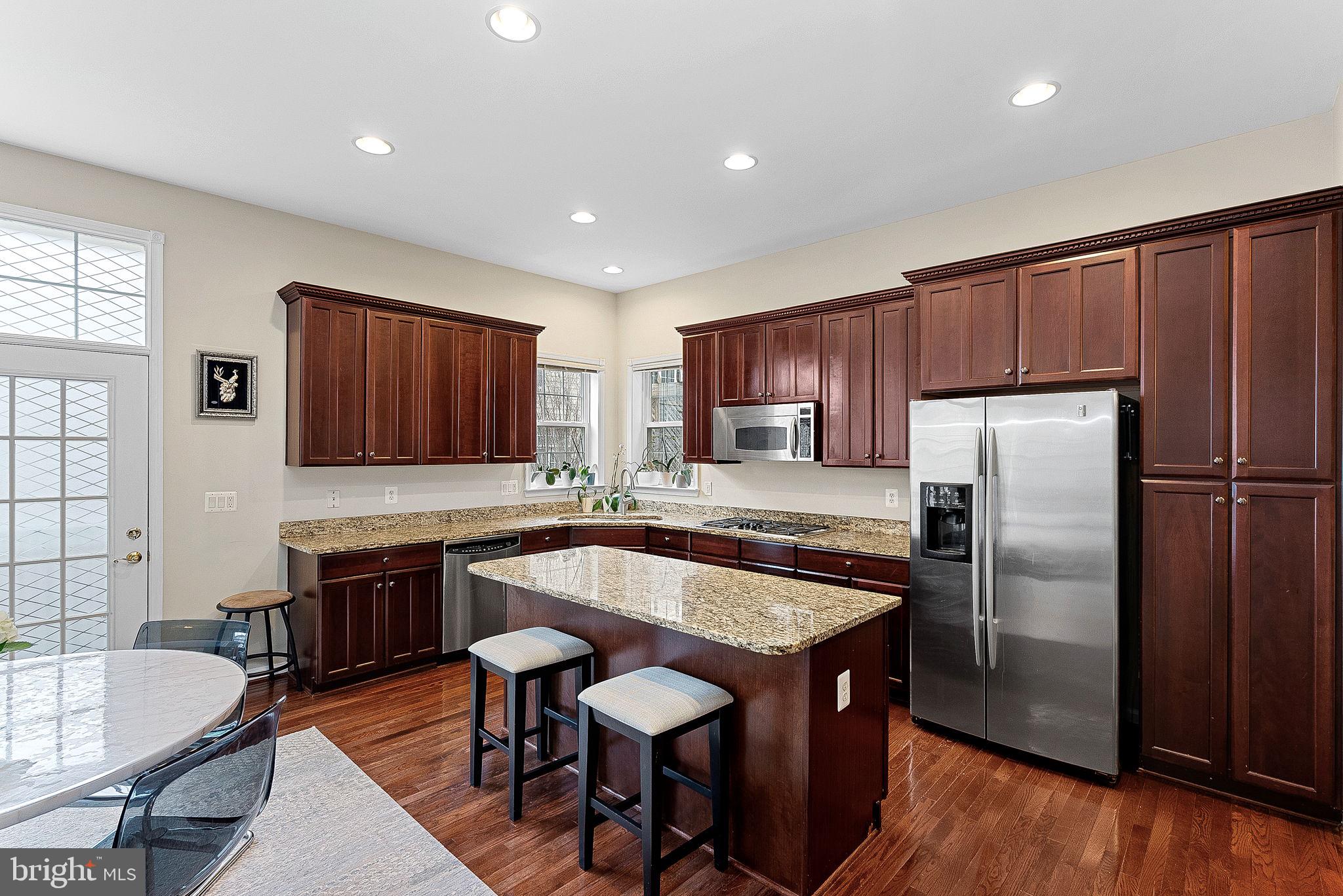 2467 CYPRESS GREEN LANE