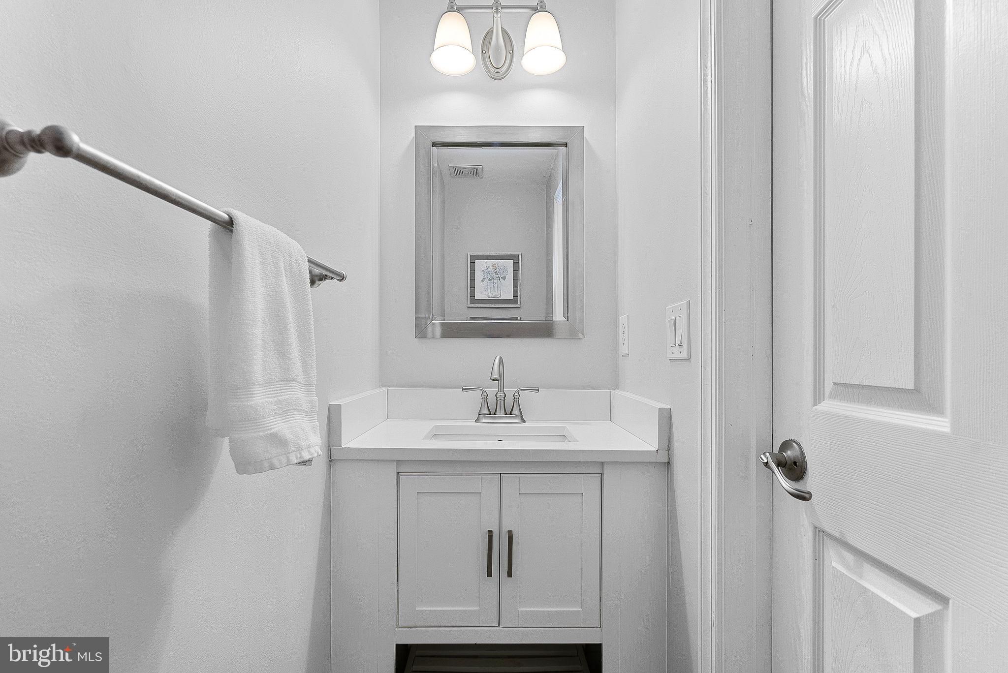 2467 CYPRESS GREEN LANE