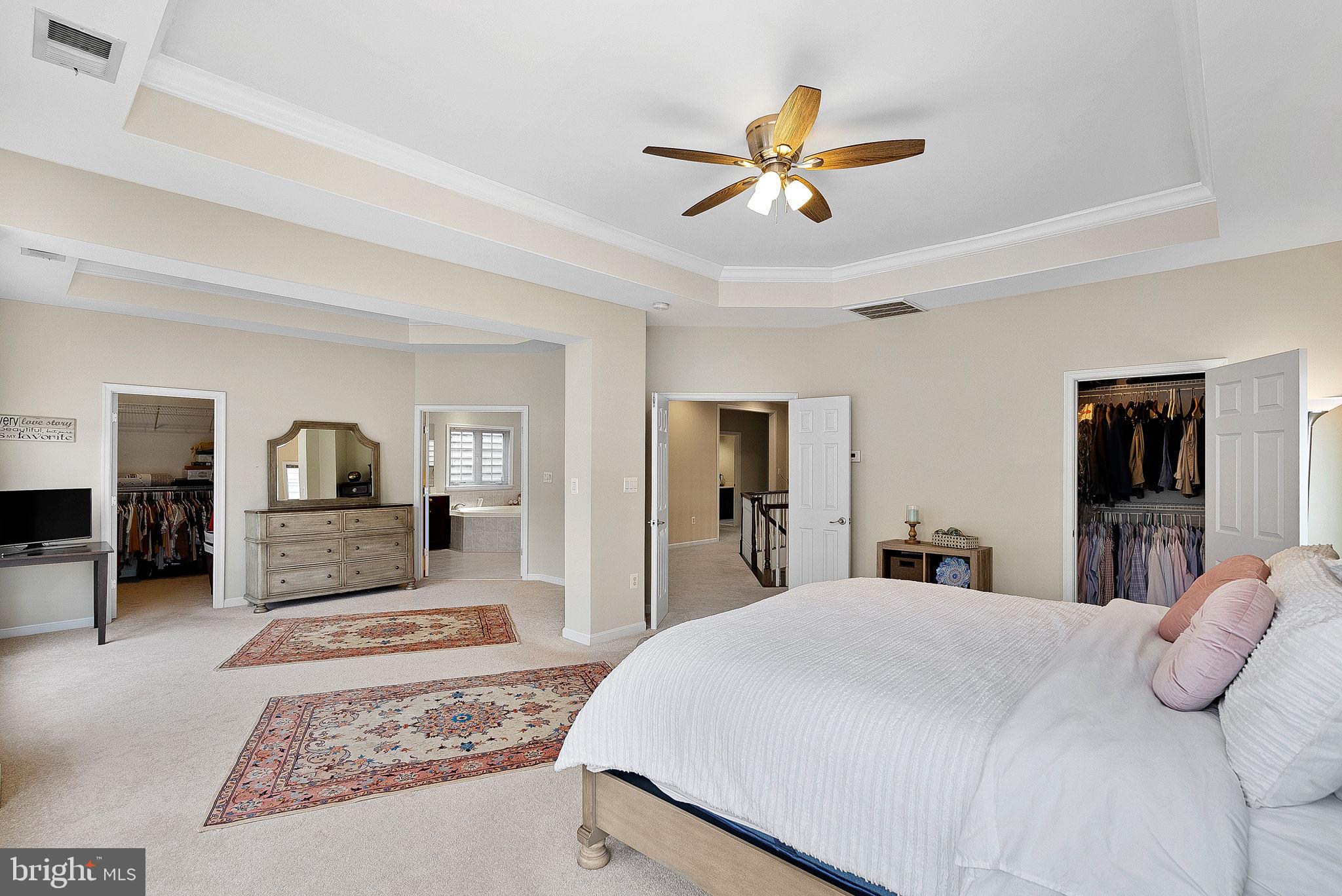 2467 CYPRESS GREEN LANE