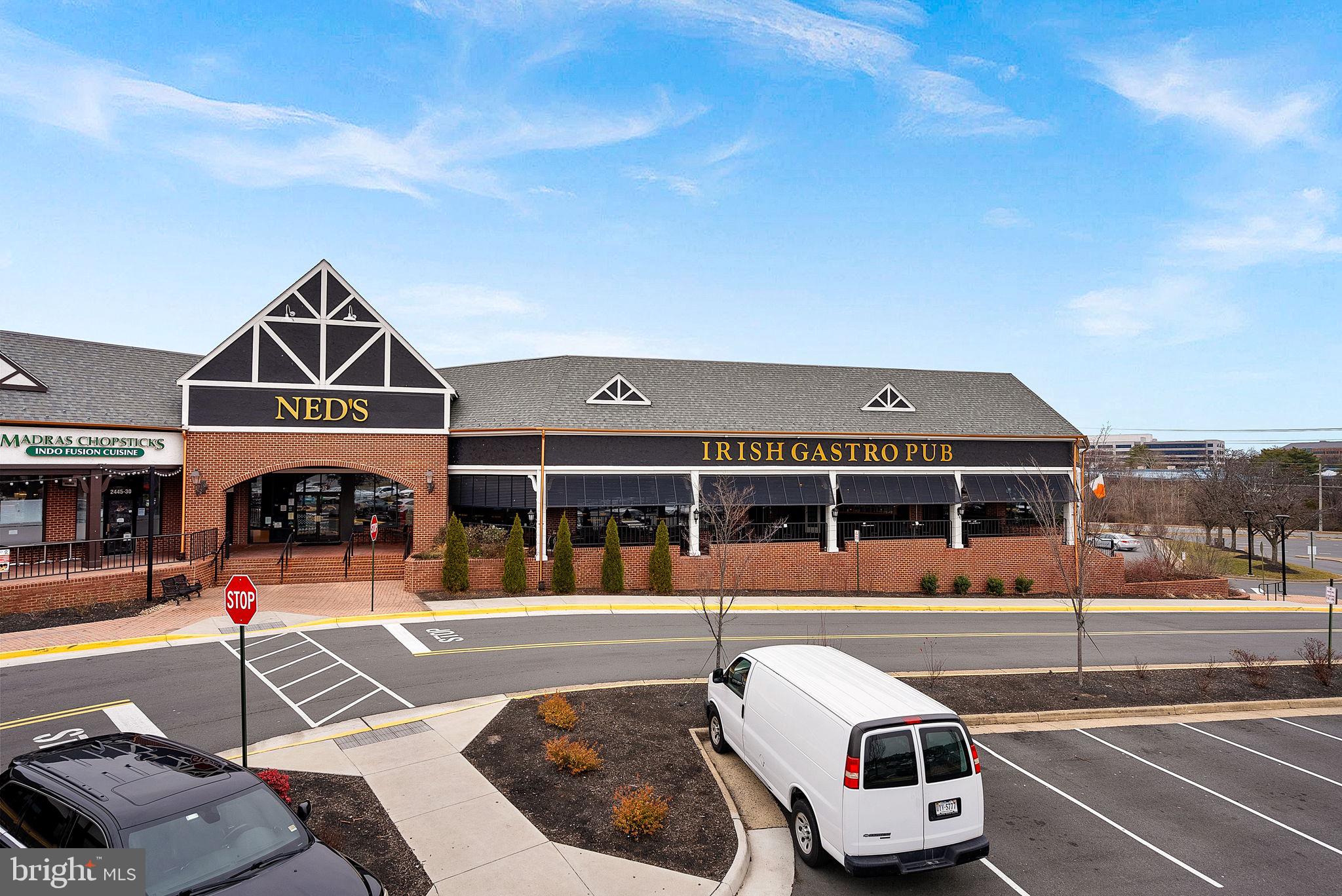 2467 CYPRESS GREEN LANE