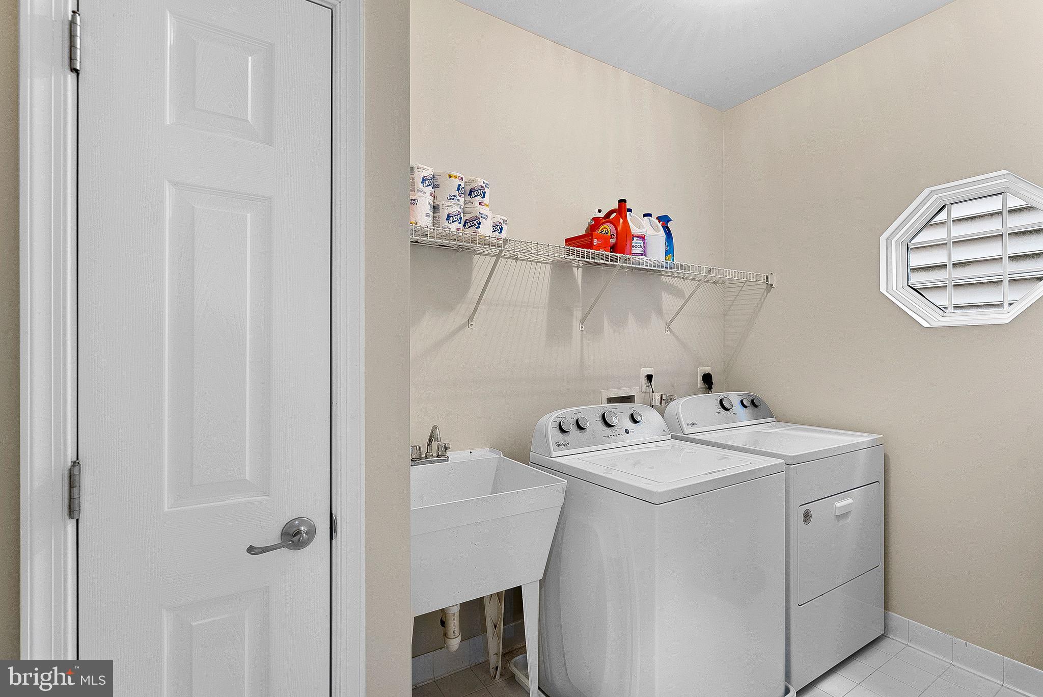 2467 CYPRESS GREEN LANE