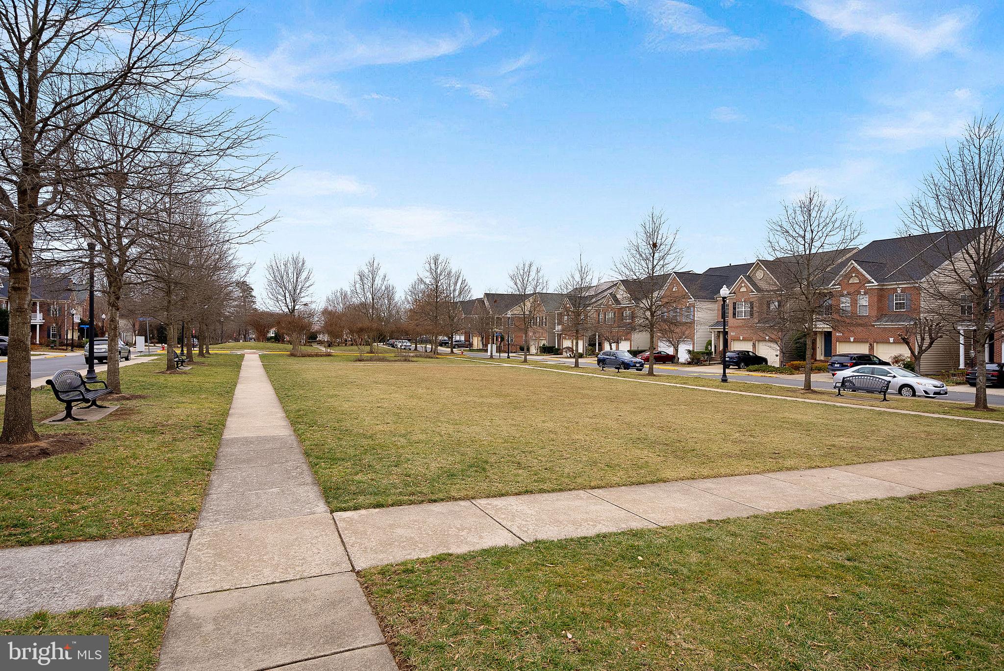 2467 CYPRESS GREEN LANE