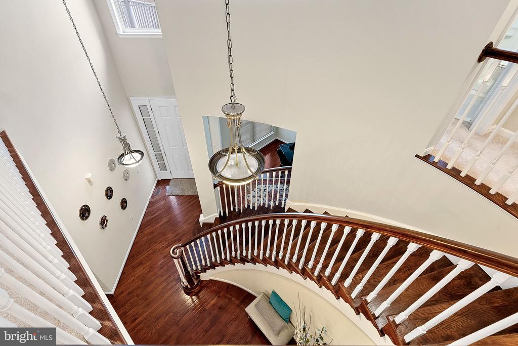 2467 CYPRESS GREEN LANE