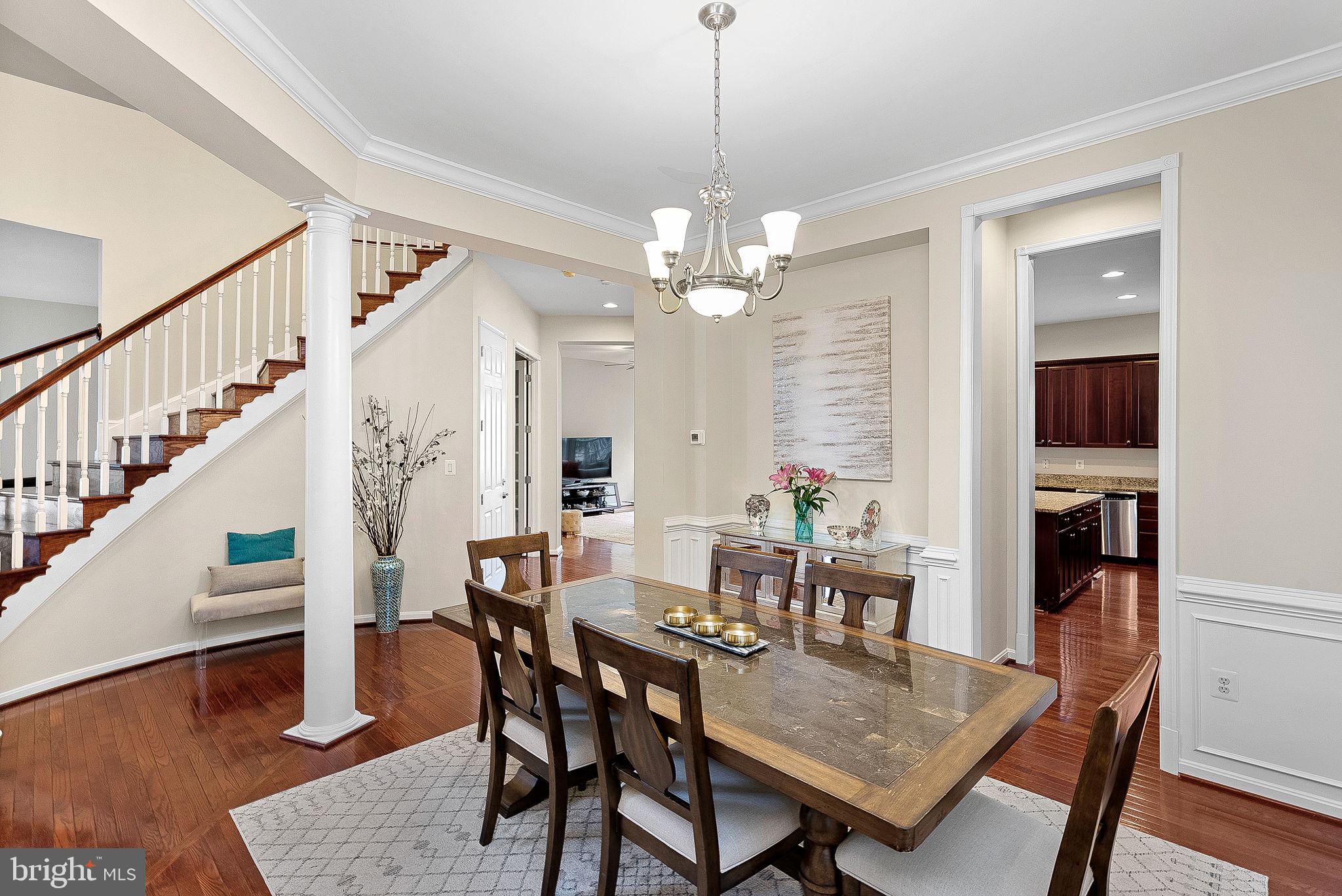 2467 CYPRESS GREEN LANE