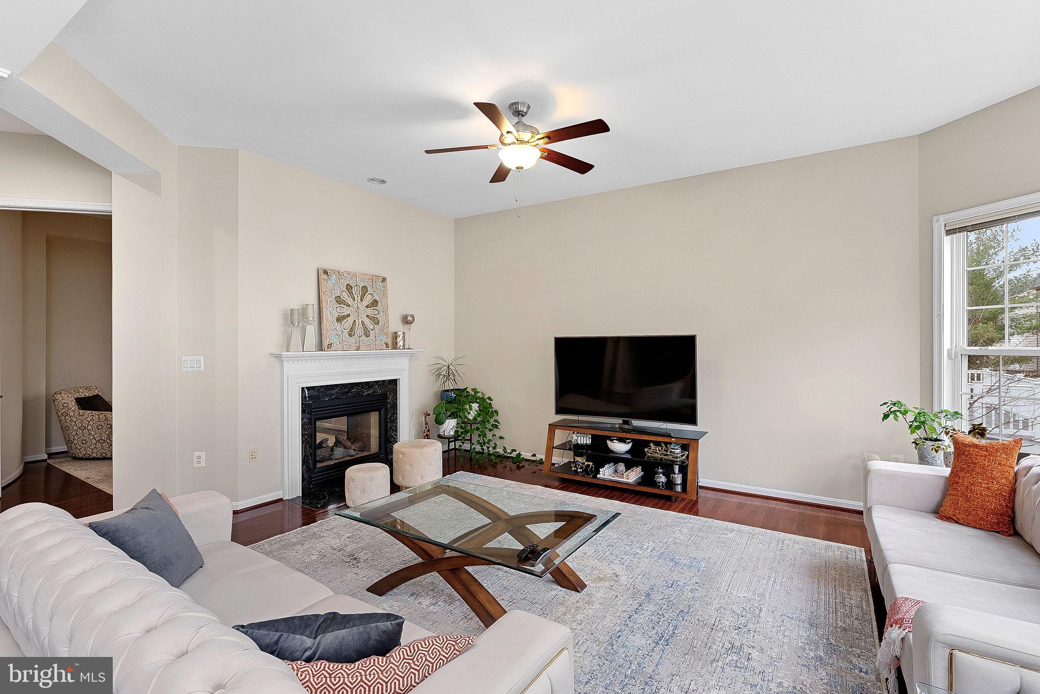 2467 CYPRESS GREEN LANE