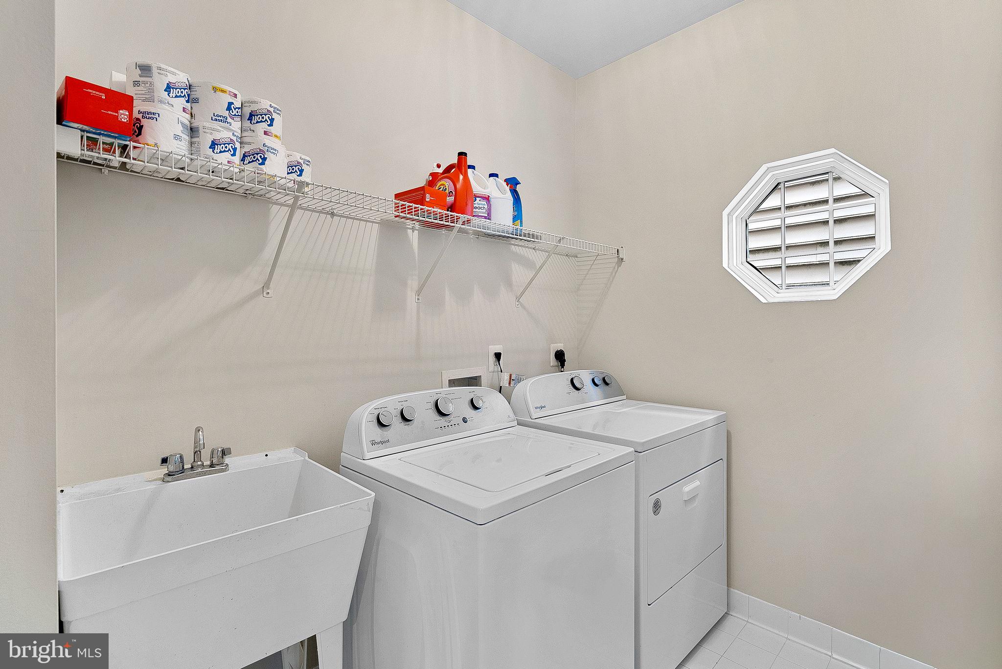 2467 CYPRESS GREEN LANE