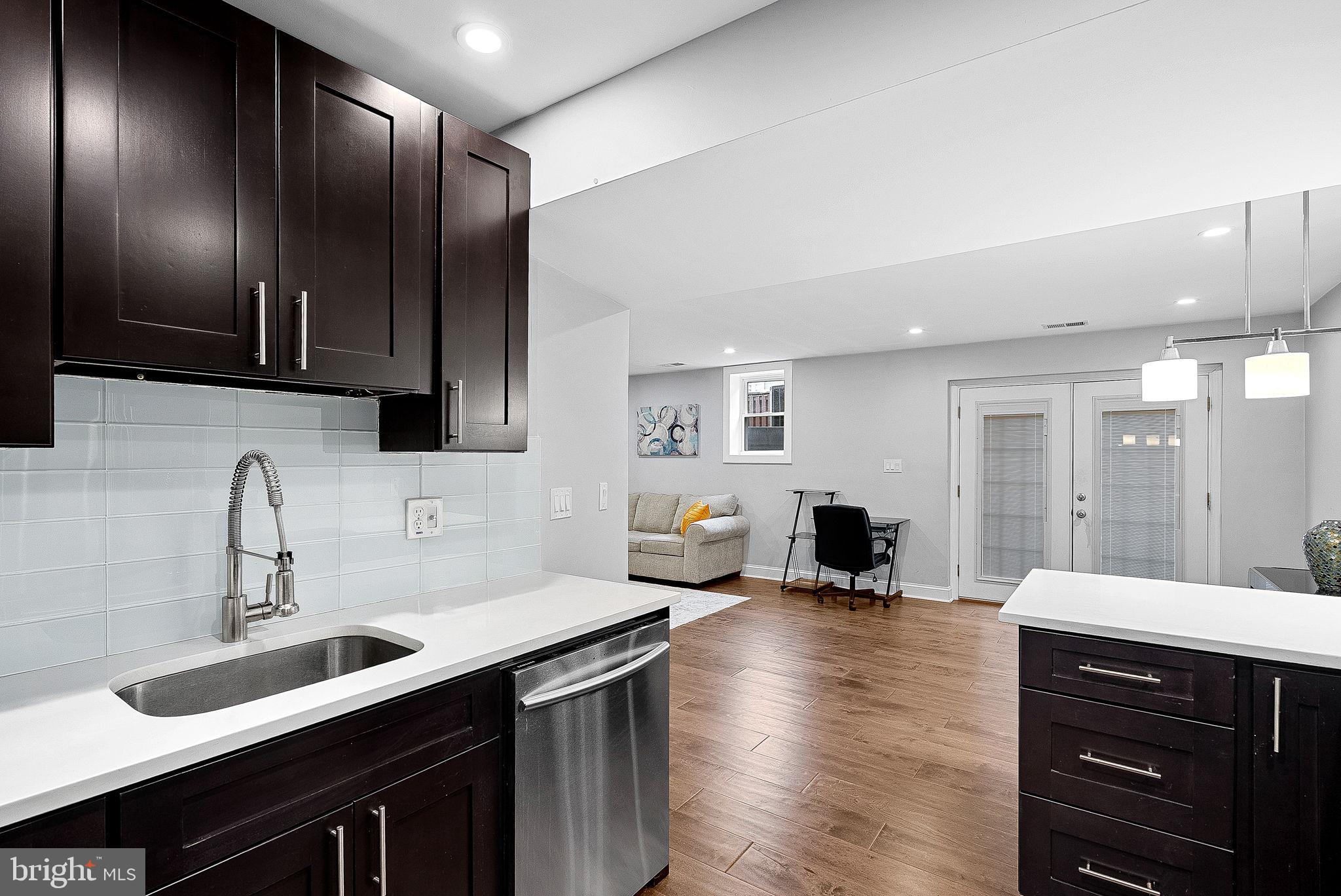 2467 CYPRESS GREEN LANE