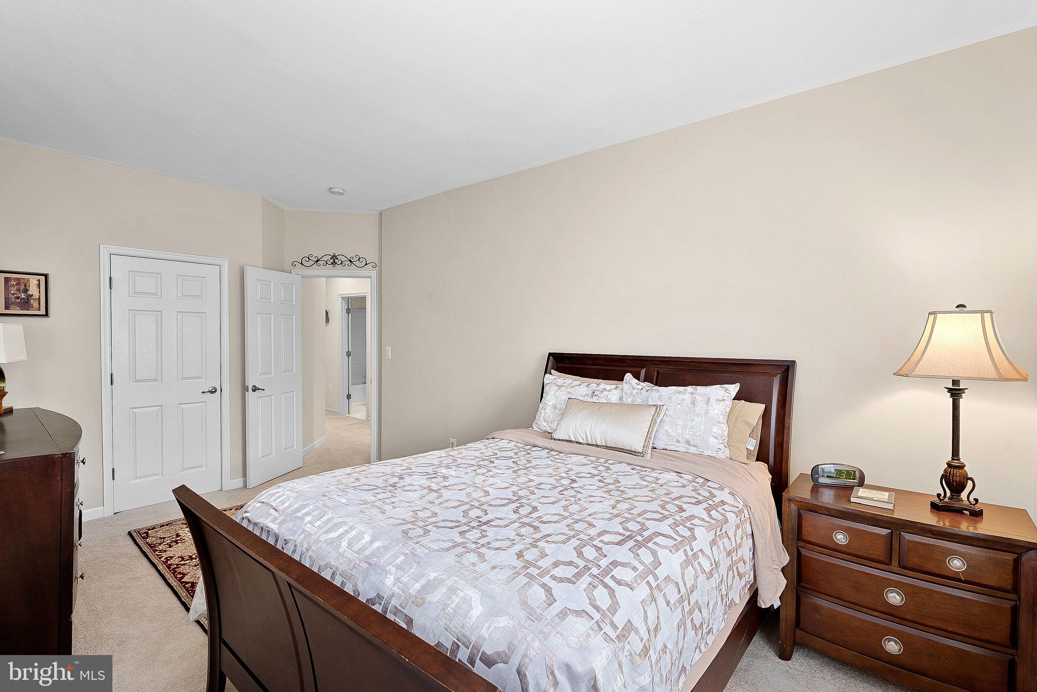 2467 CYPRESS GREEN LANE