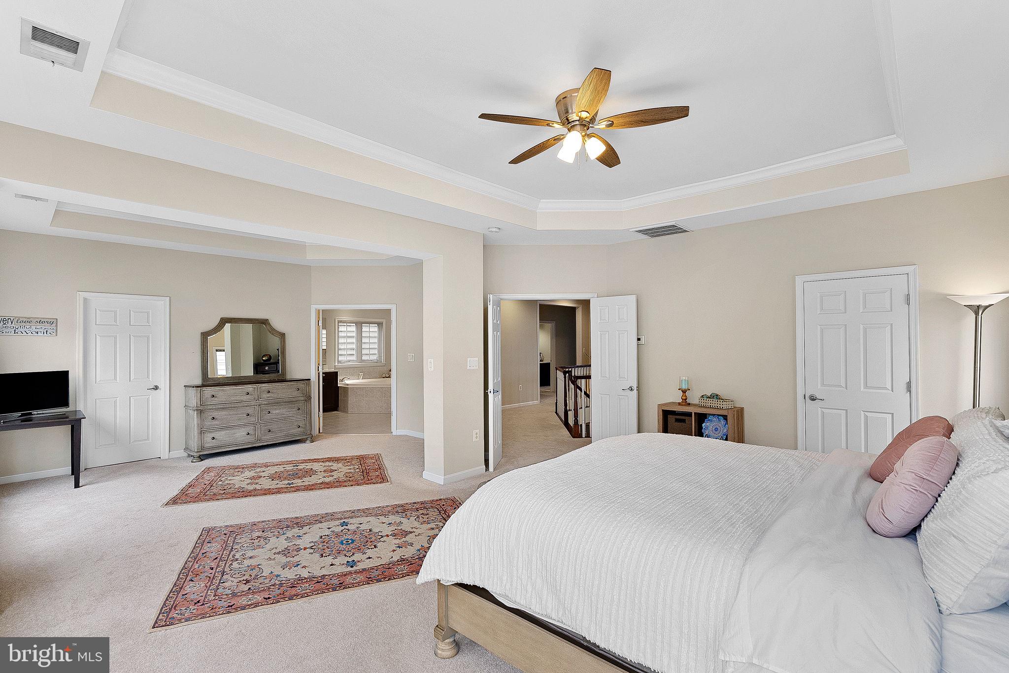 2467 CYPRESS GREEN LANE