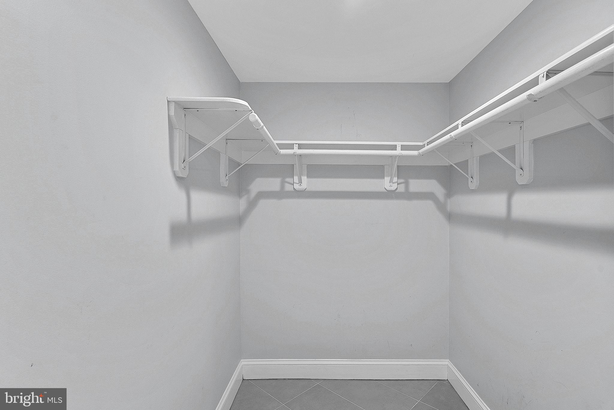 2467 CYPRESS GREEN LANE