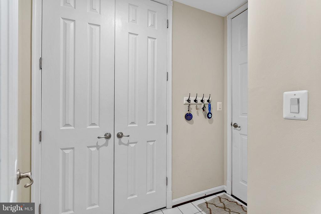 2467 CYPRESS GREEN LANE