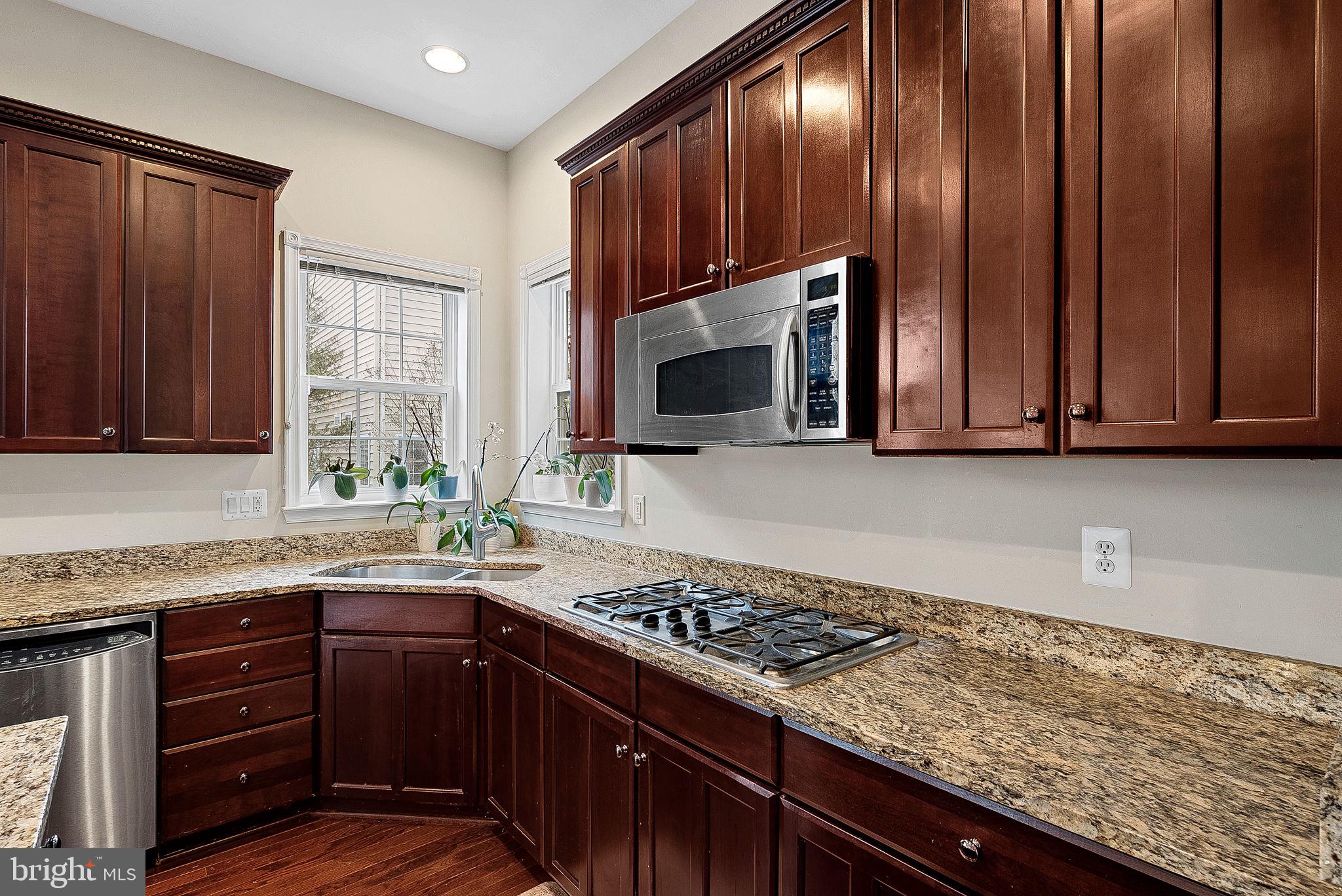 2467 CYPRESS GREEN LANE