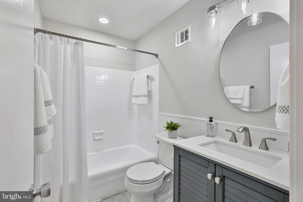 2257 WHEELWRIGHT COURT