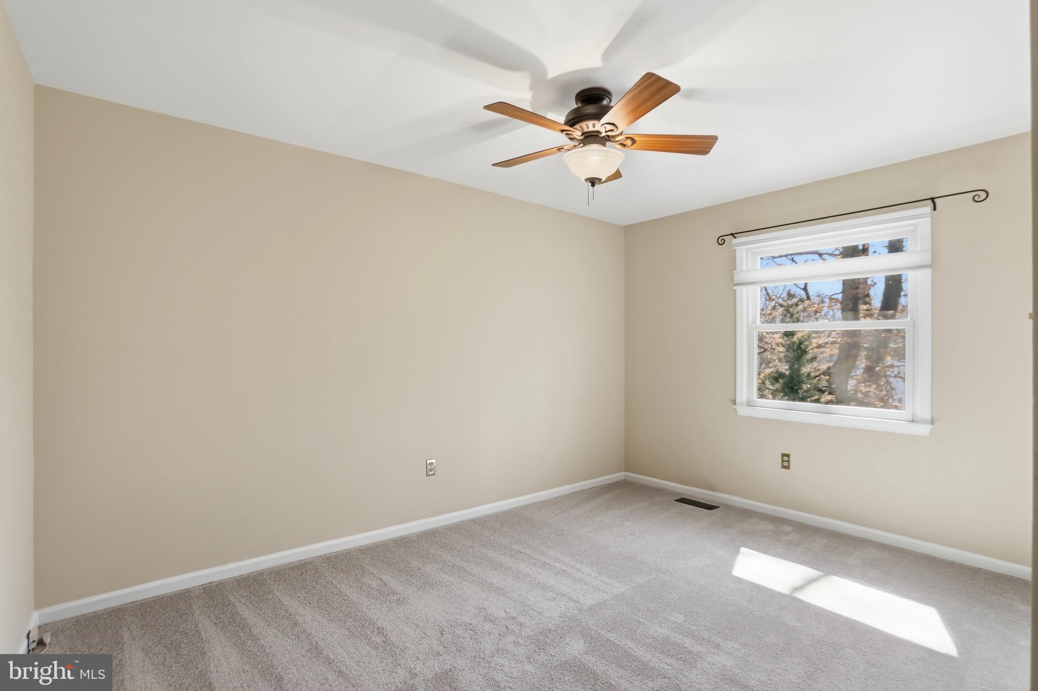 9202 ROCKEFELLER LANE