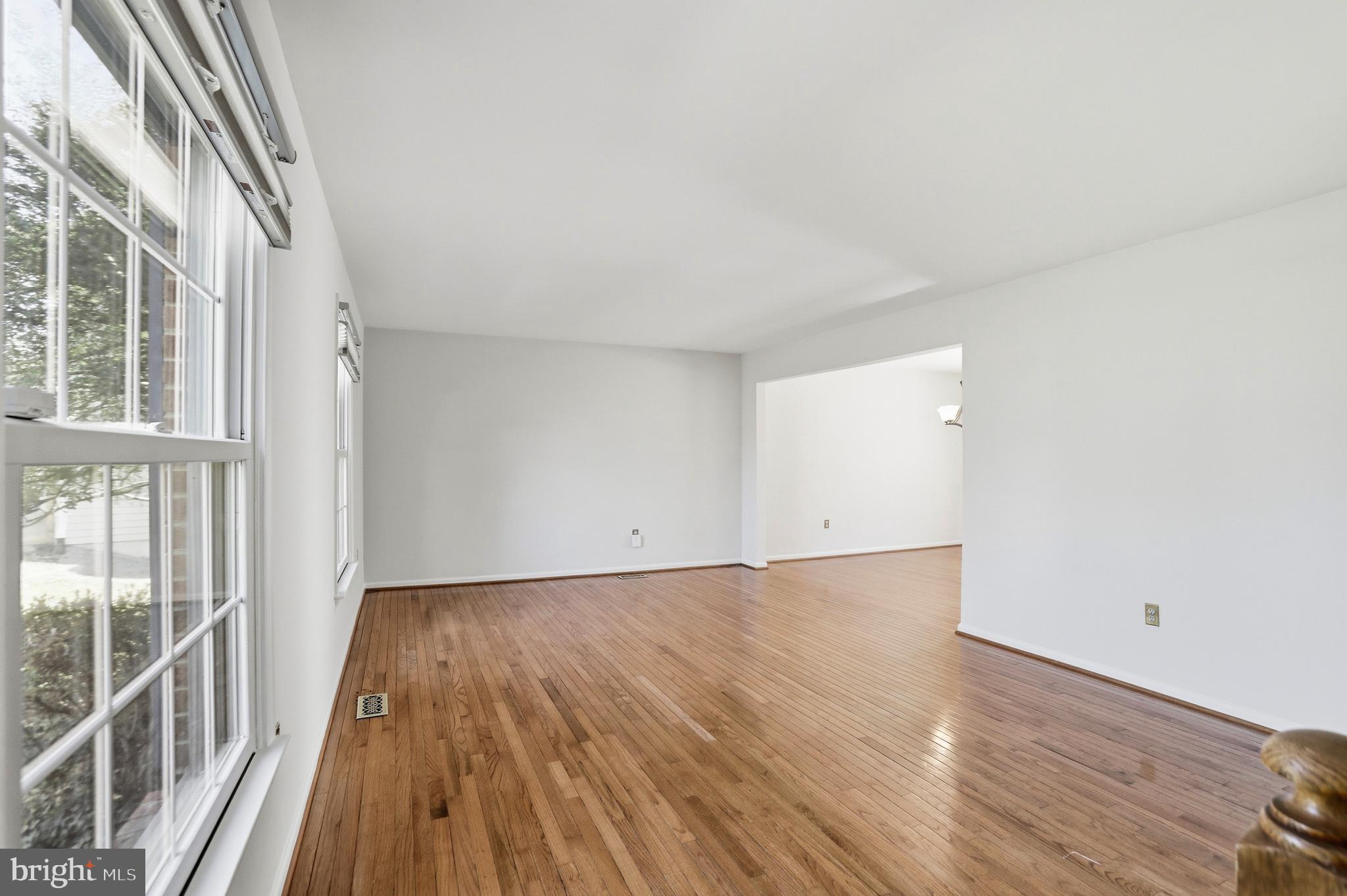 9202 ROCKEFELLER LANE