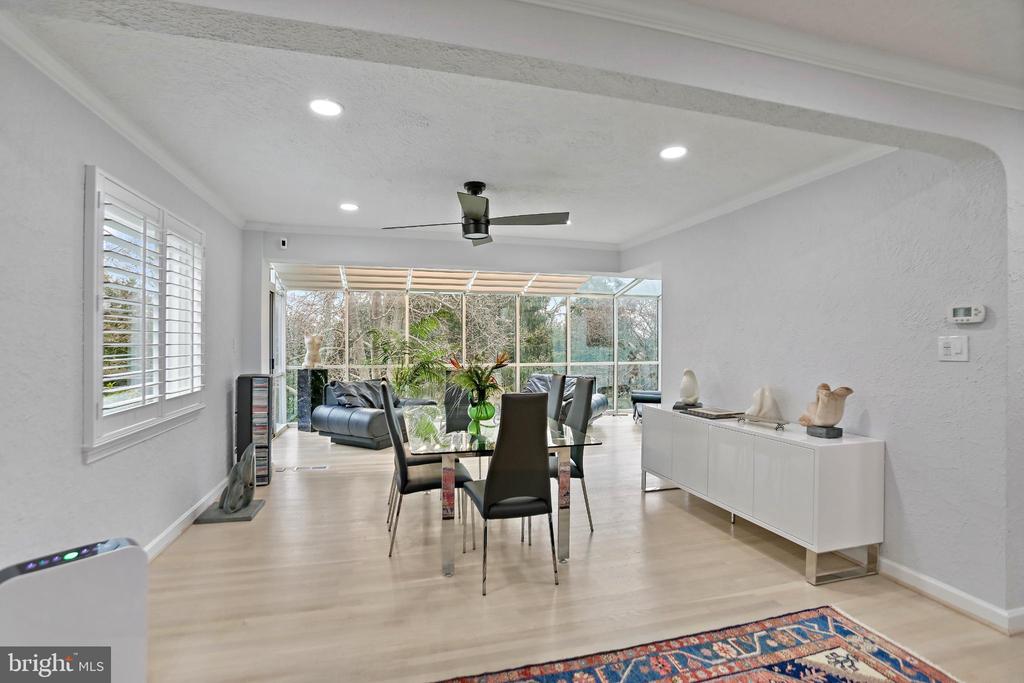 3906 RIDGE ROAD