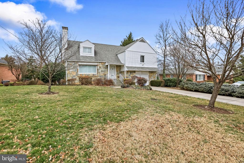3906 RIDGE ROAD