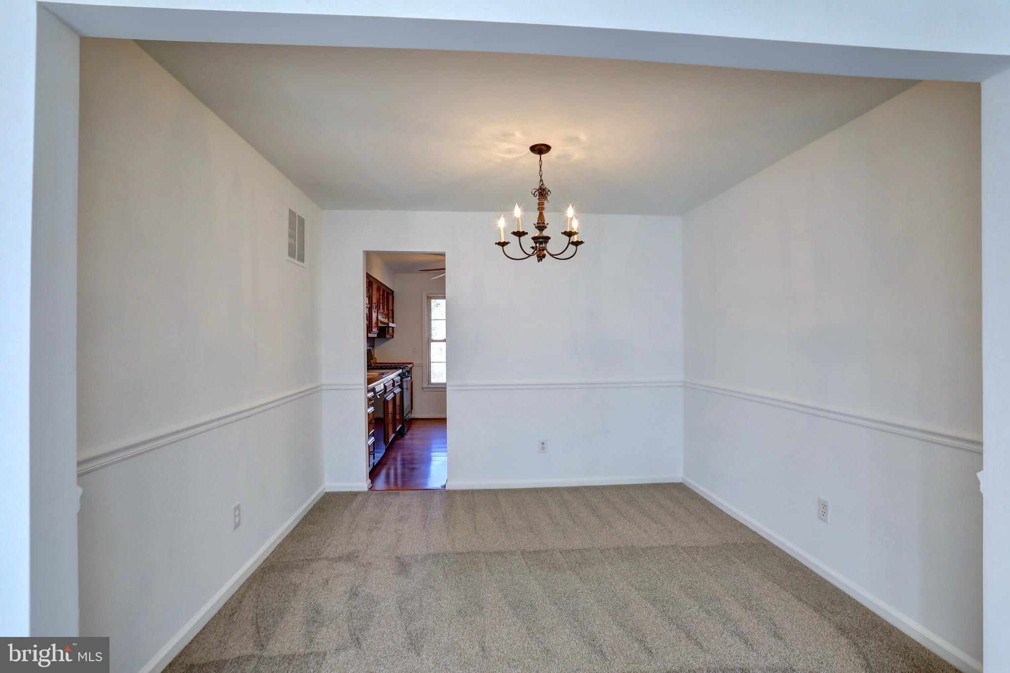 9473 CLOVERDALE COURT