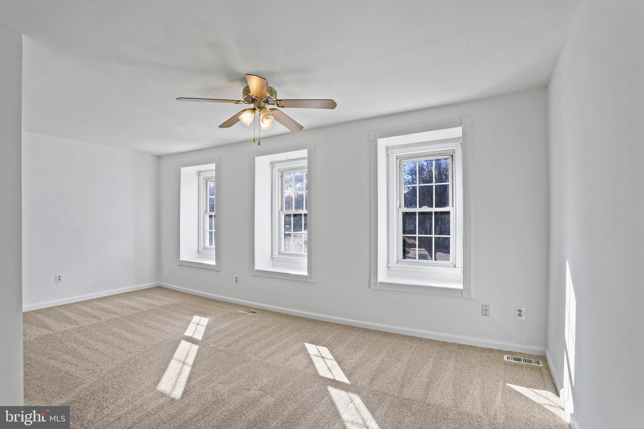 9473 CLOVERDALE COURT