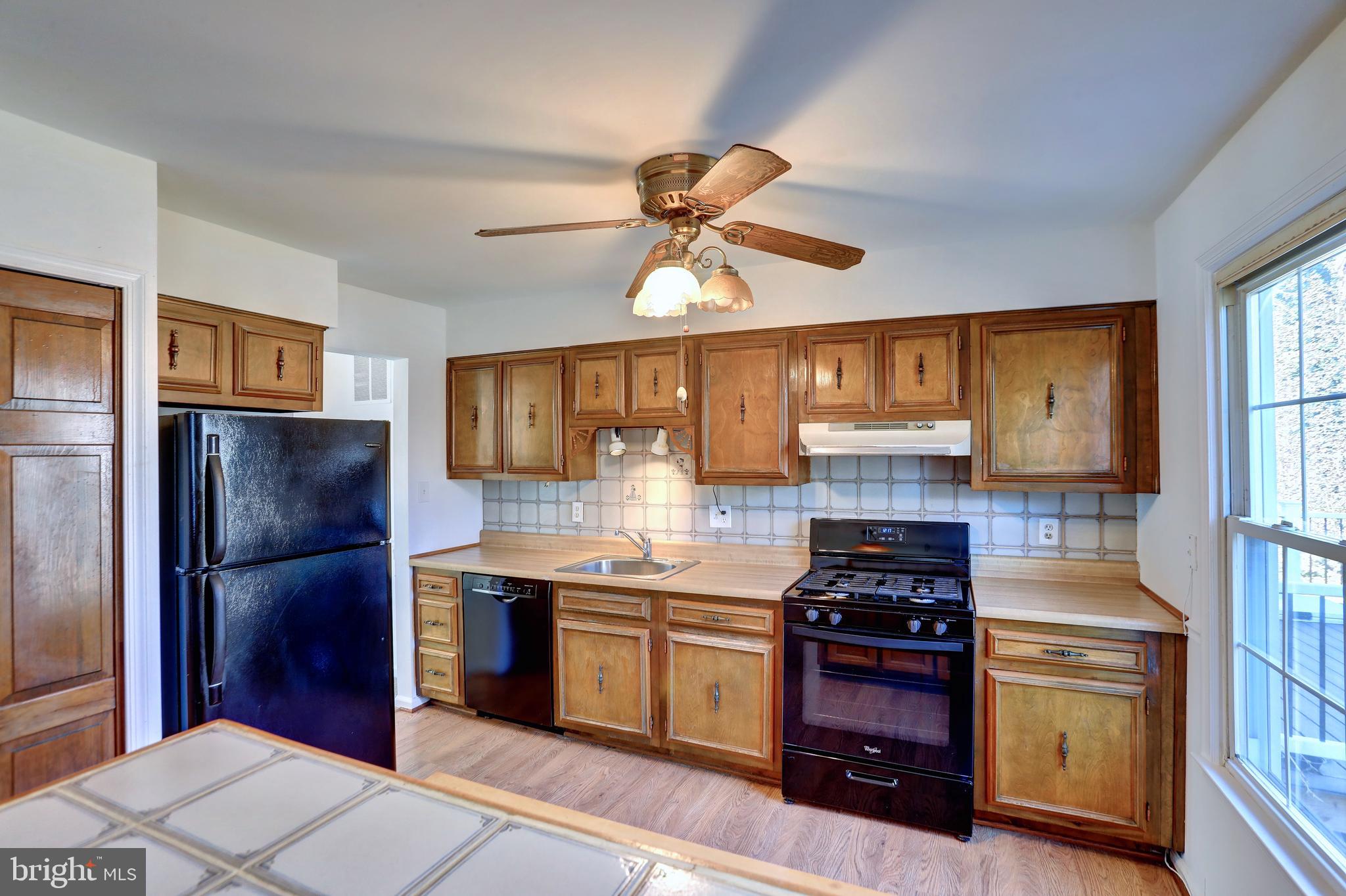 9473 CLOVERDALE COURT