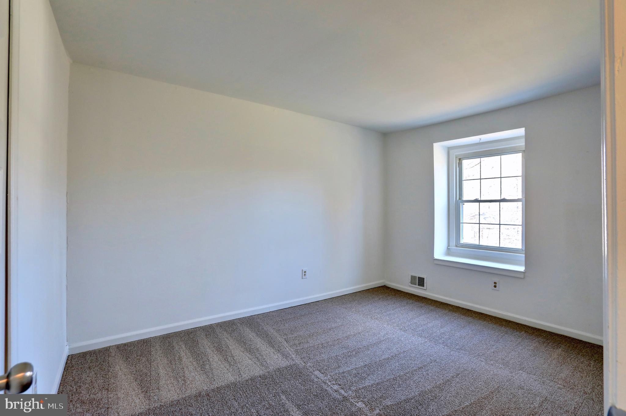 9473 CLOVERDALE COURT