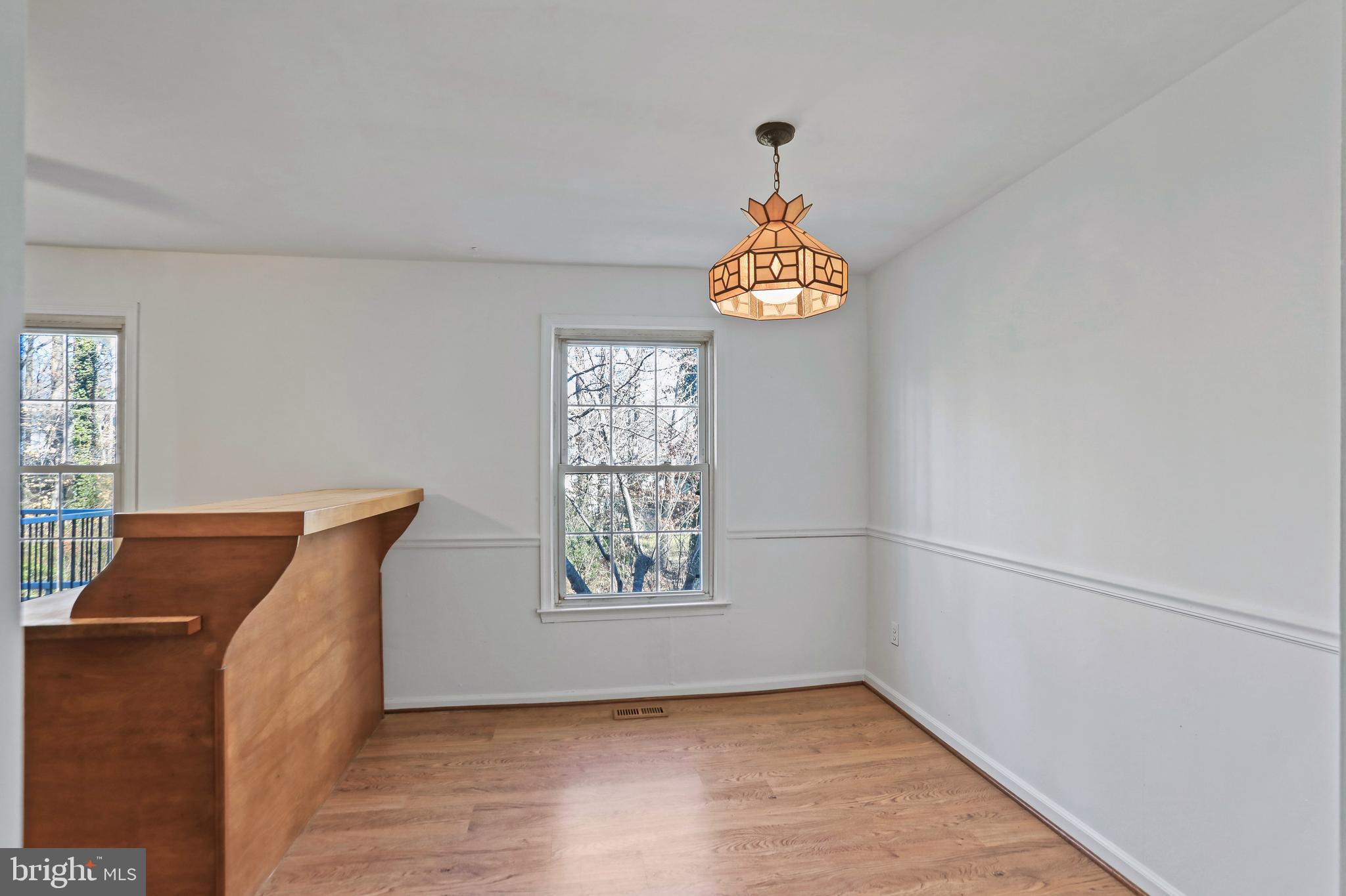 9473 CLOVERDALE COURT