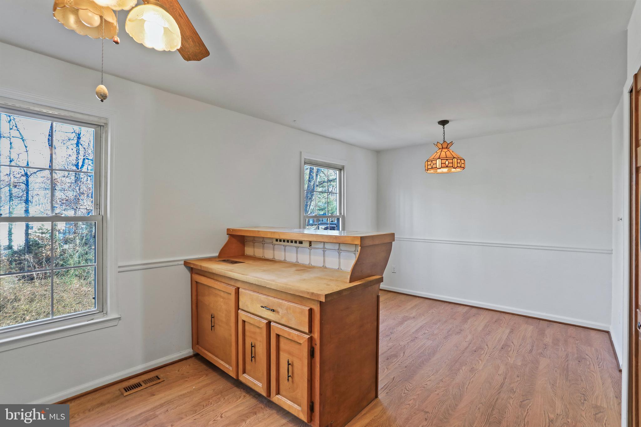 9473 CLOVERDALE COURT