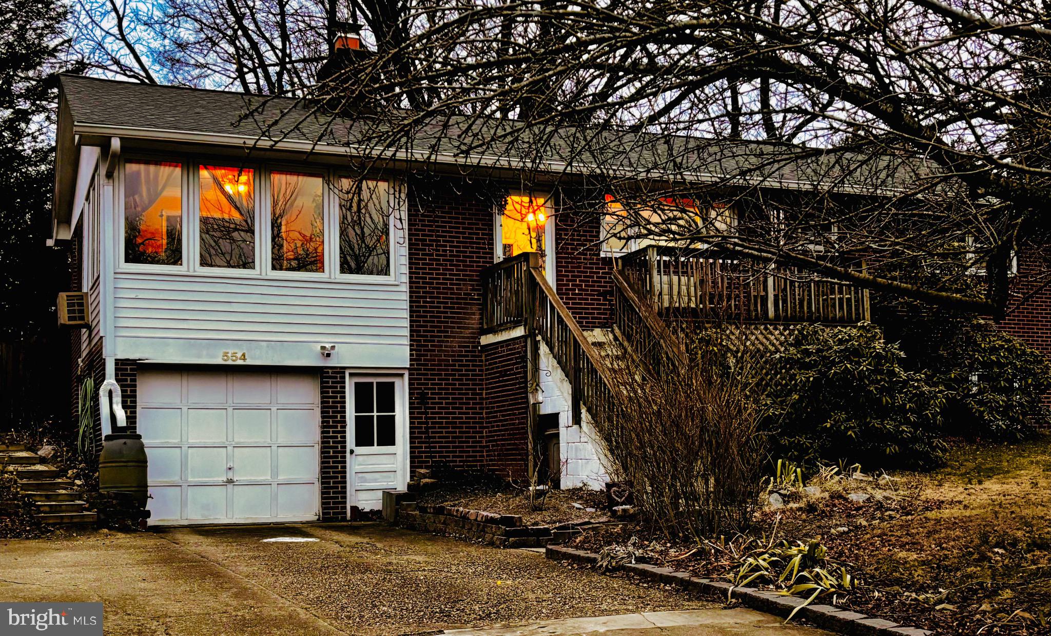 554 ORCHARD STREET NW