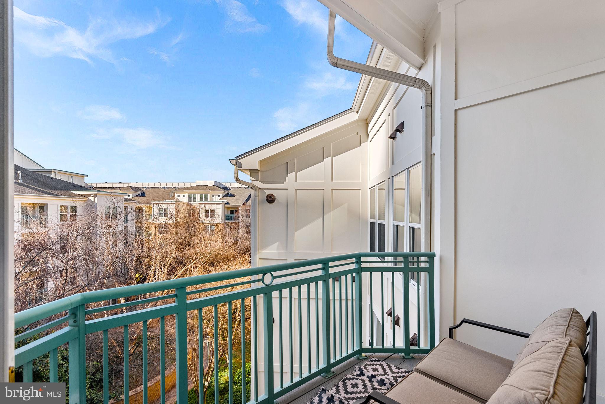 12000 MARKET STREET 457