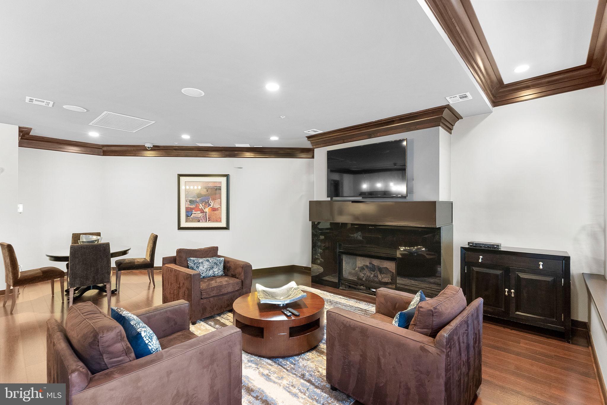 12000 MARKET STREET 457