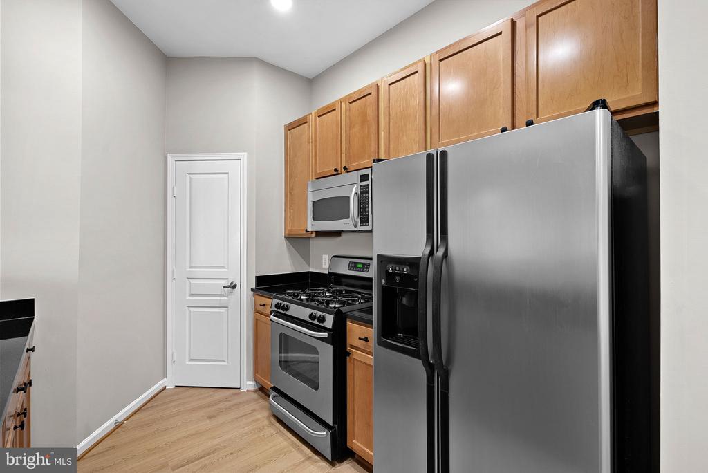 12000 MARKET STREET 457