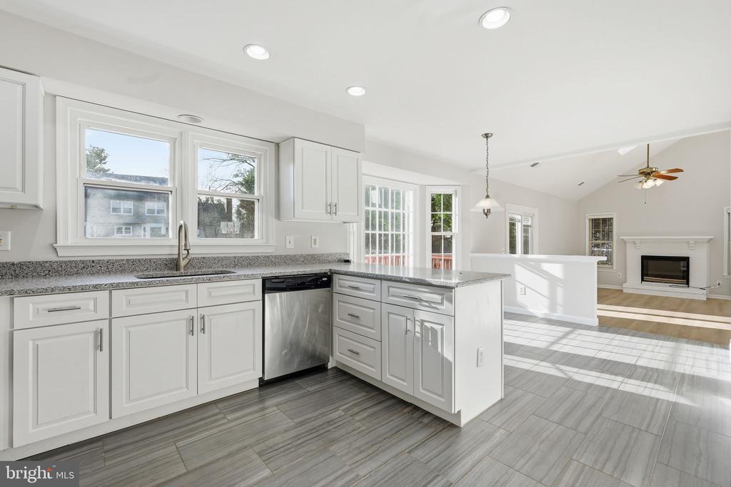 12903 PINECREST ROAD