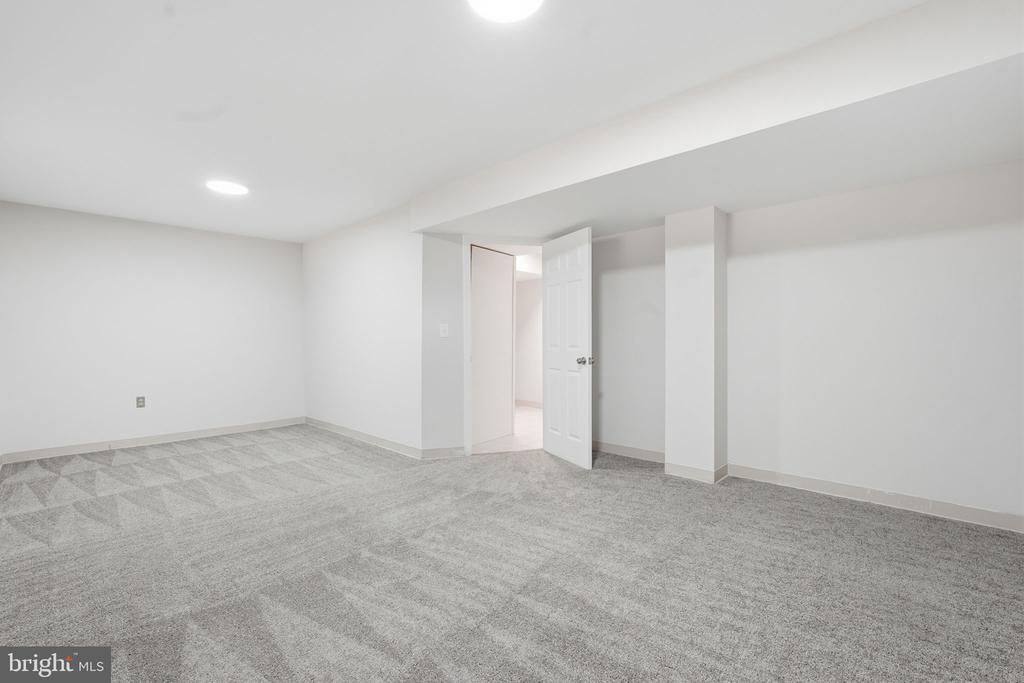 12903 PINECREST ROAD