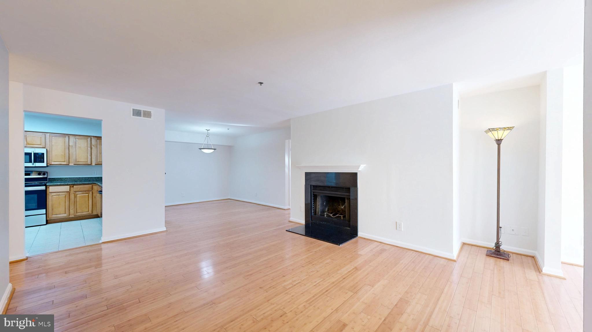 3179 SUMMIT SQUARE DRIVE 2-C4