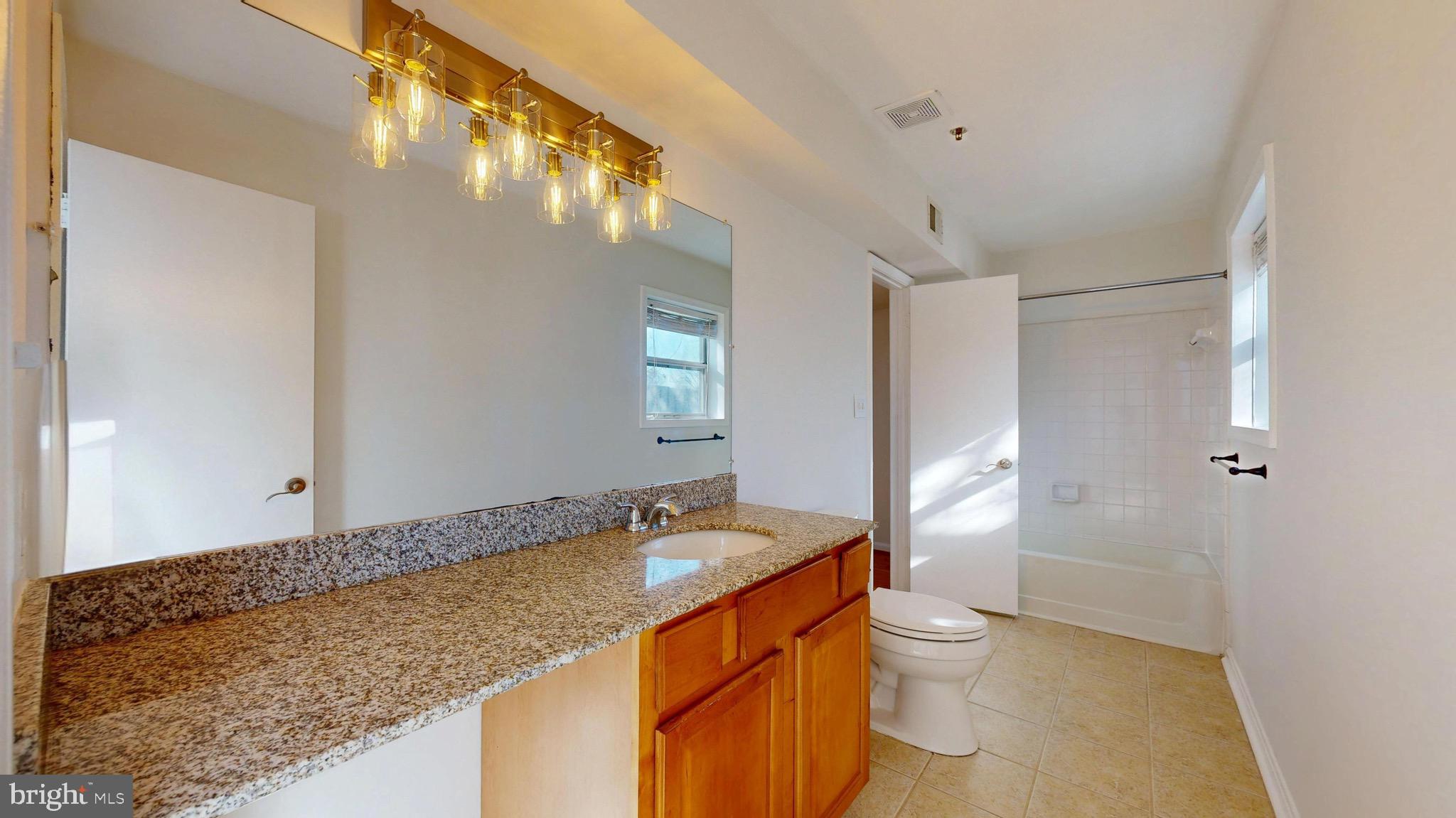 3179 SUMMIT SQUARE DRIVE 2-C4