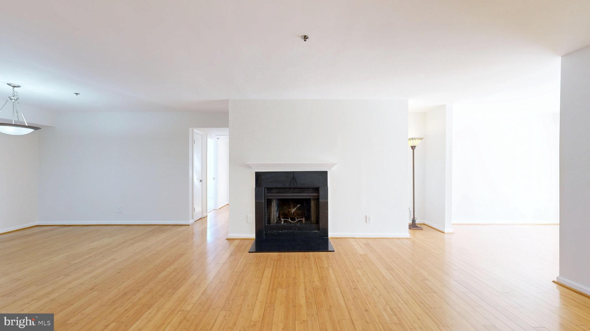 3179 SUMMIT SQUARE DRIVE 2-C4