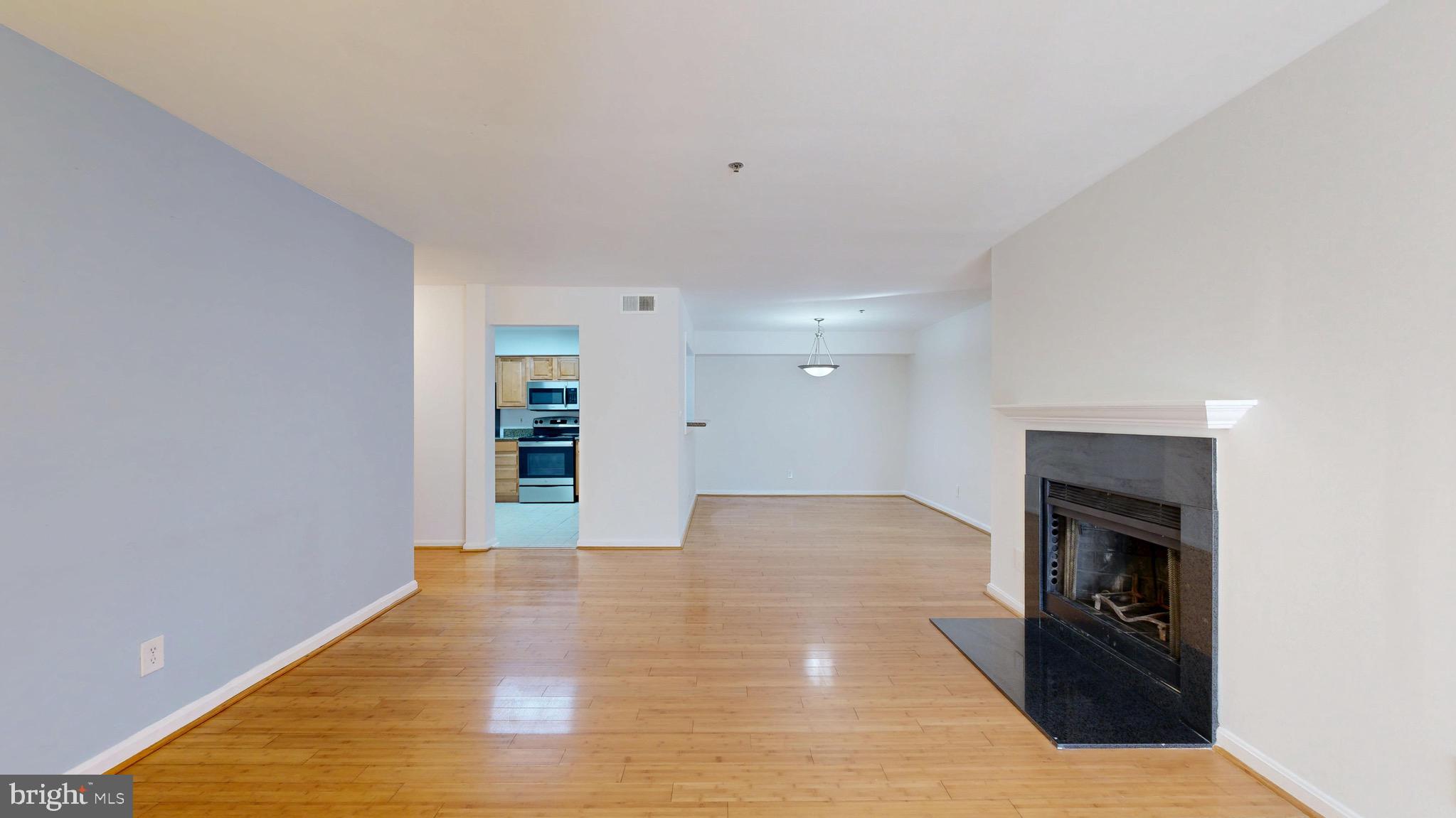 3179 SUMMIT SQUARE DRIVE 2-C4