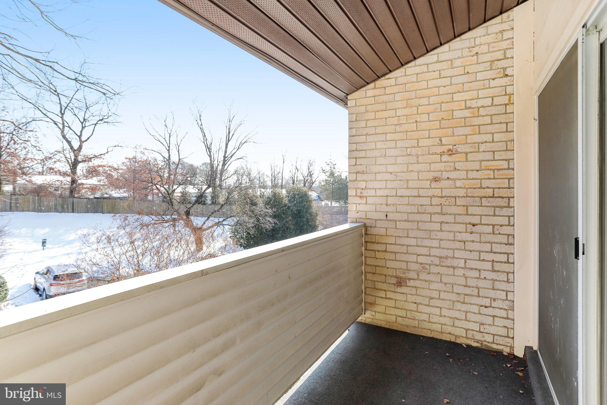 5612 BLOOMFIELD DRIVE 204