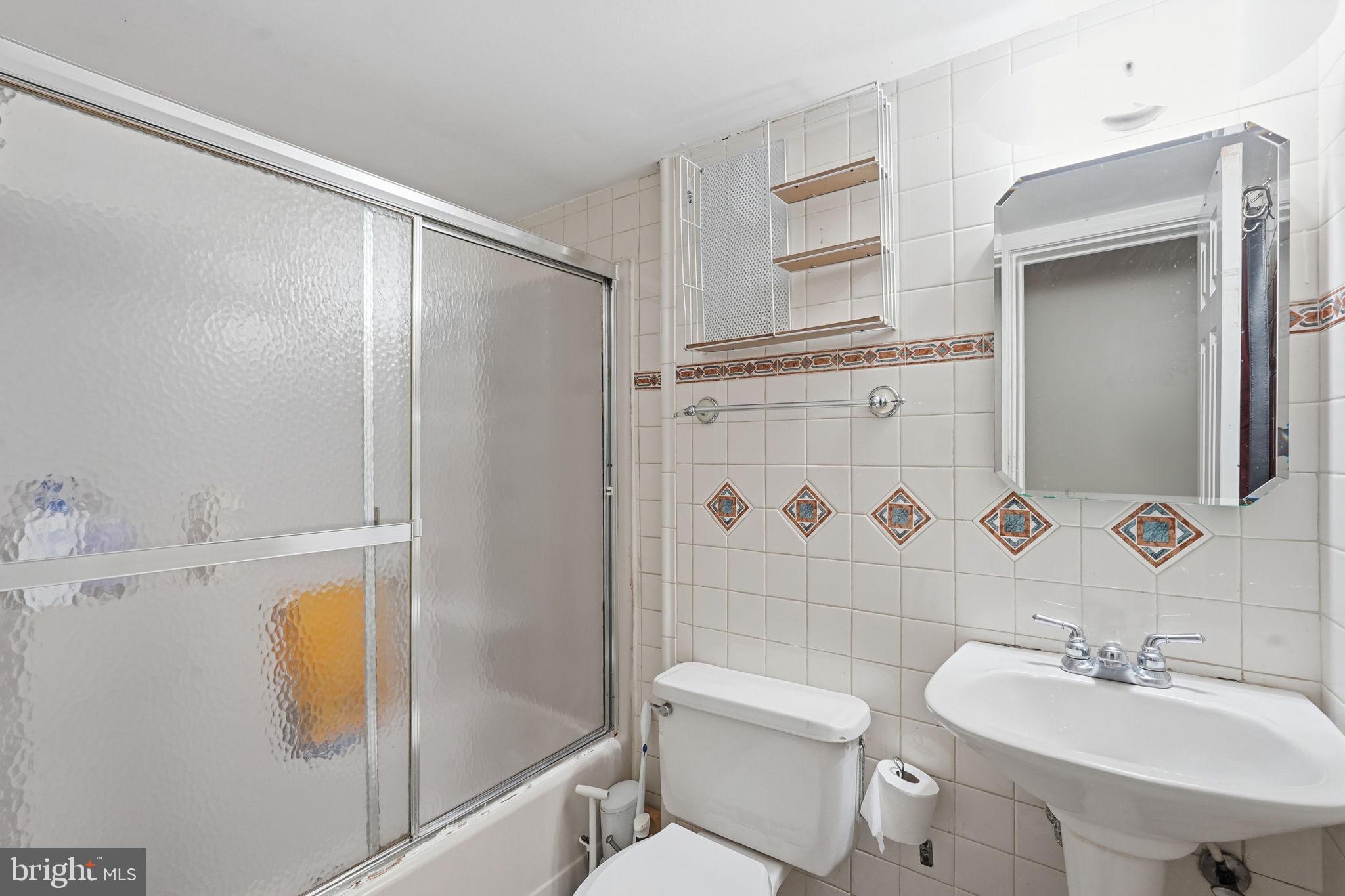 5810 APSLEY HOUSE COURT