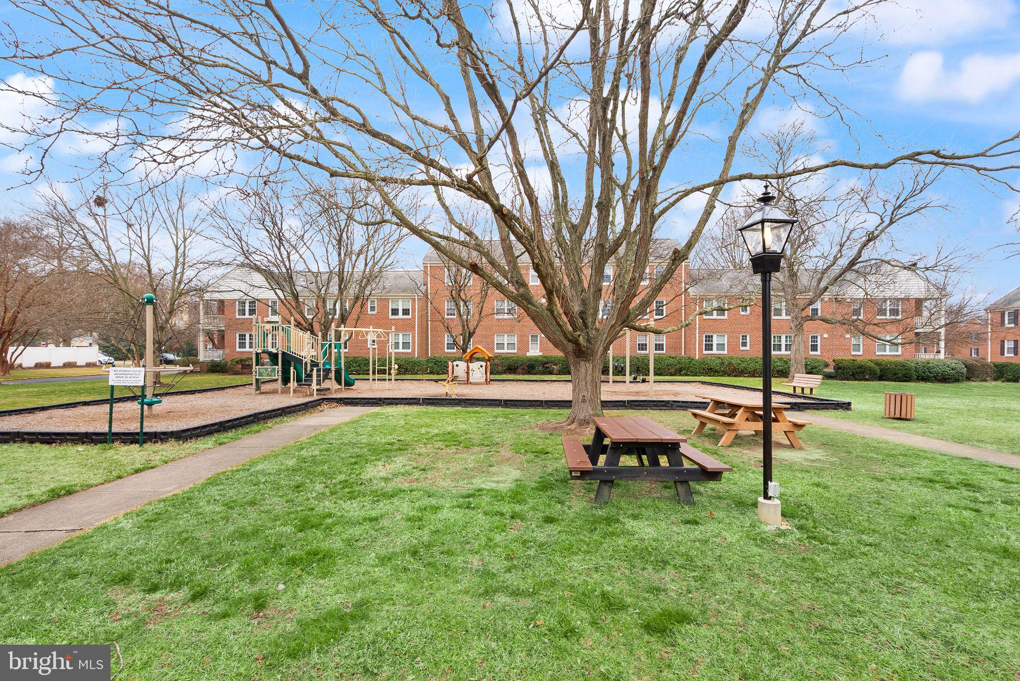 6628 E WAKEFIELD DRIVE E C1