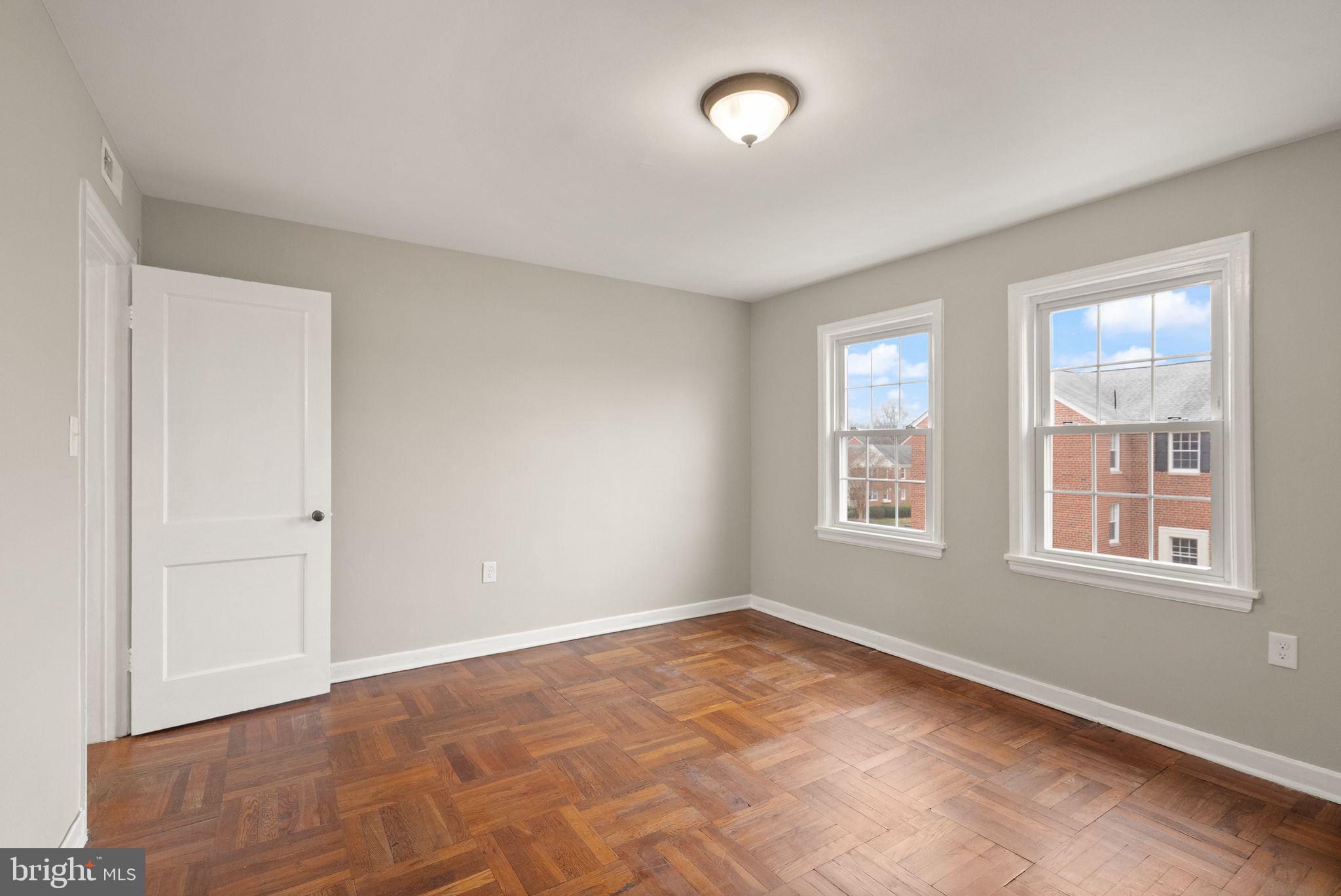 6628 E WAKEFIELD DRIVE E C1