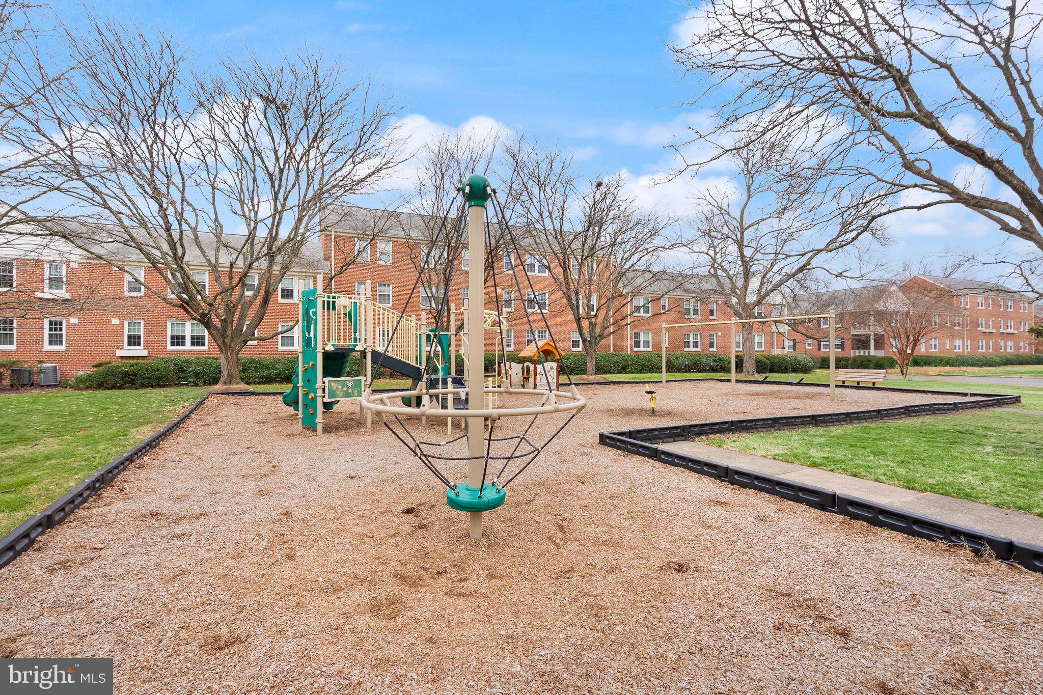 6628 E WAKEFIELD DRIVE E C1