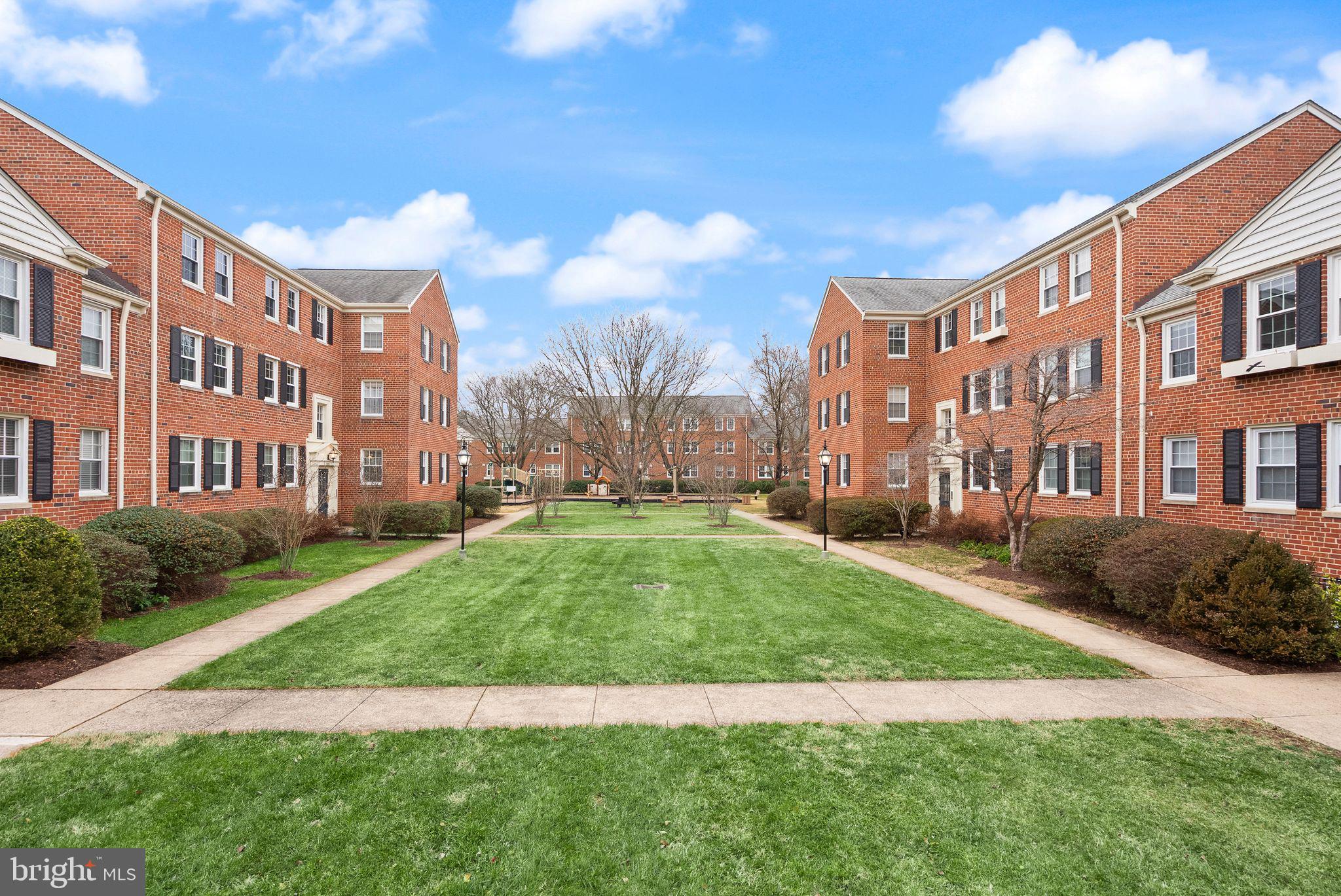 6628 E WAKEFIELD DRIVE E C1