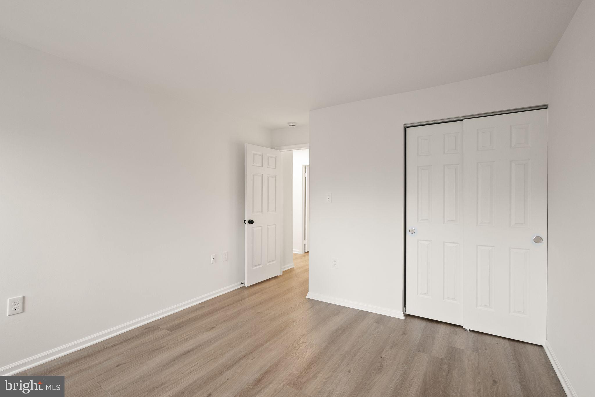 3006 OAKTON MEADOWS COURT