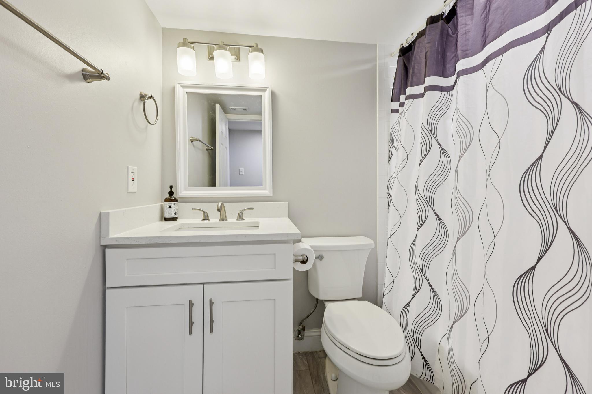 1410 NORTHGATE SQUARE 10/1A