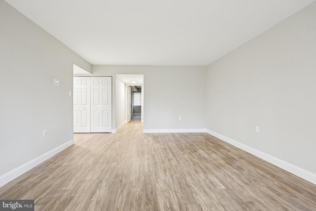 1410 NORTHGATE SQUARE 10/1A