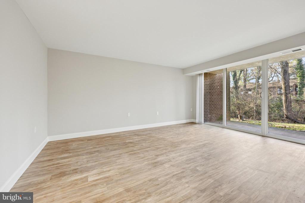 1410 NORTHGATE SQUARE 10/1A