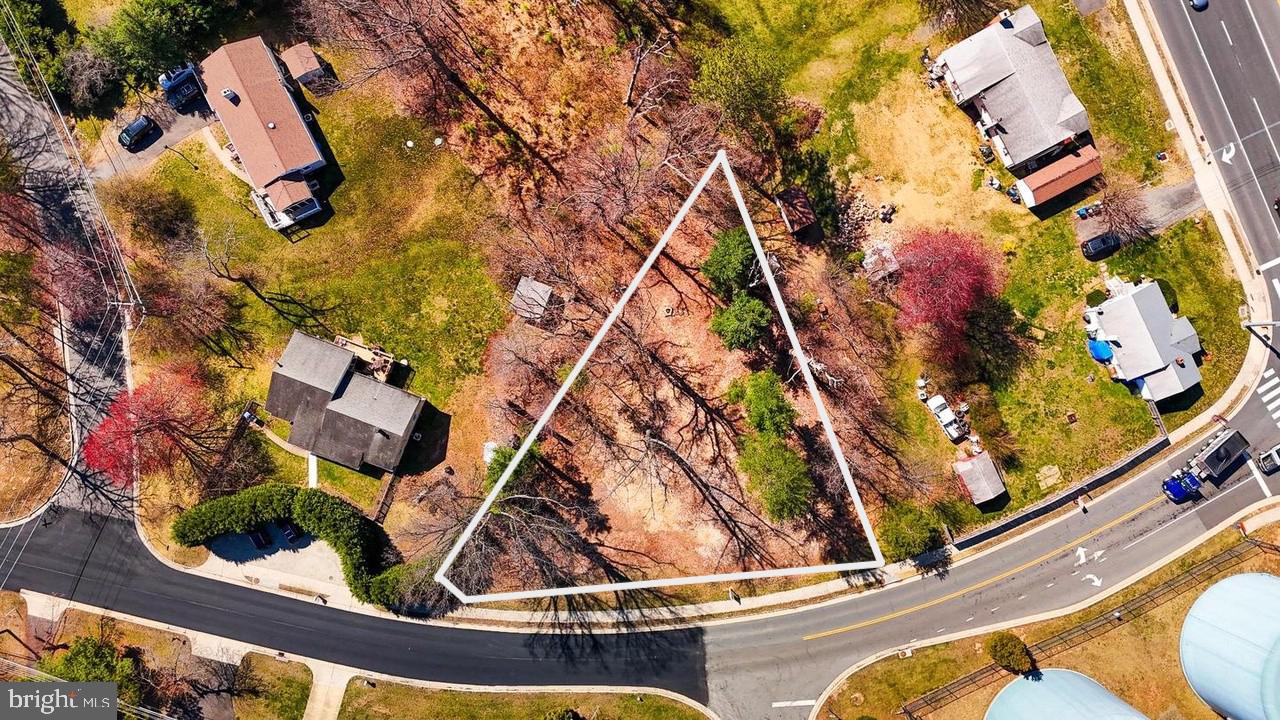 12205 WAPLES MILL ROAD