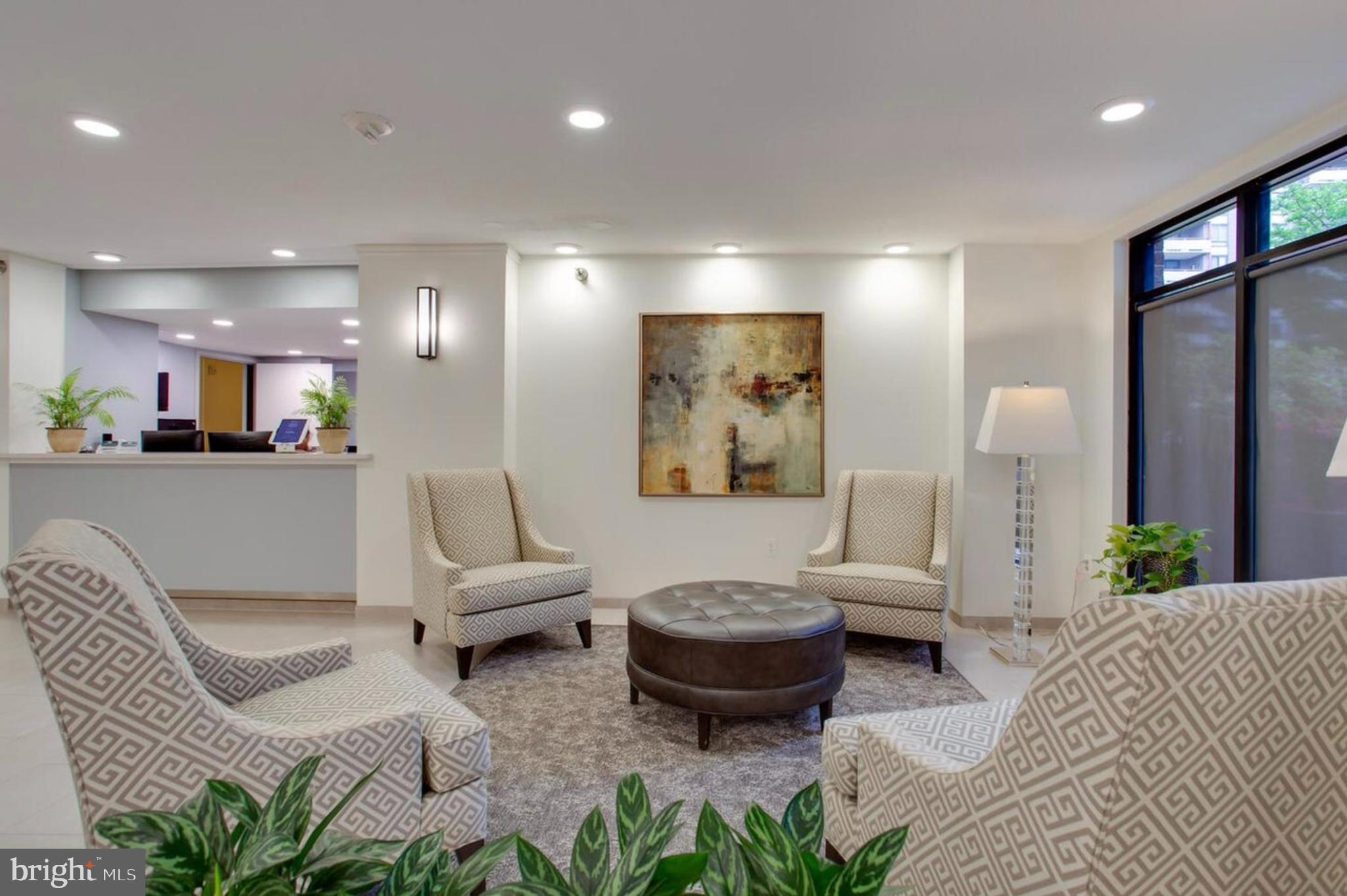 1808 OLD MEADOW ROAD 507